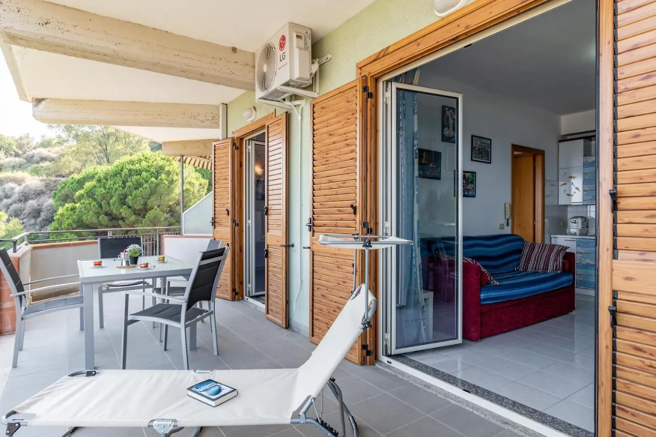 Casa Azzurra - Sea View Apartment Letojanni